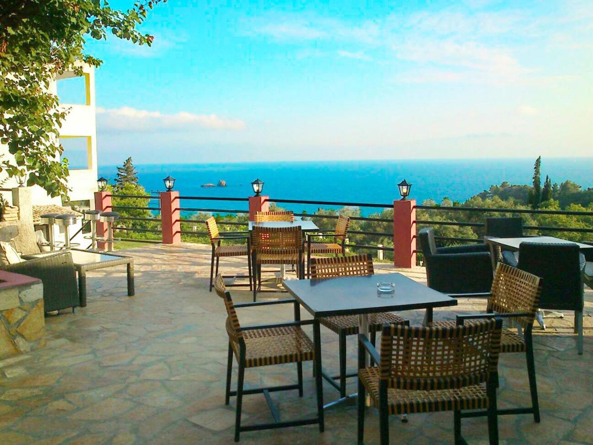 Luxury Loft Apartment With Pool - Pelekas Beach, Corfu Exterior photo