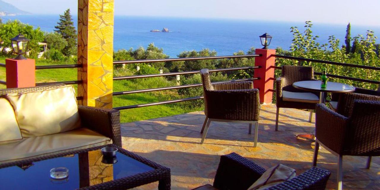 Luxury Loft Apartment With Pool - Pelekas Beach, Corfu Exterior photo