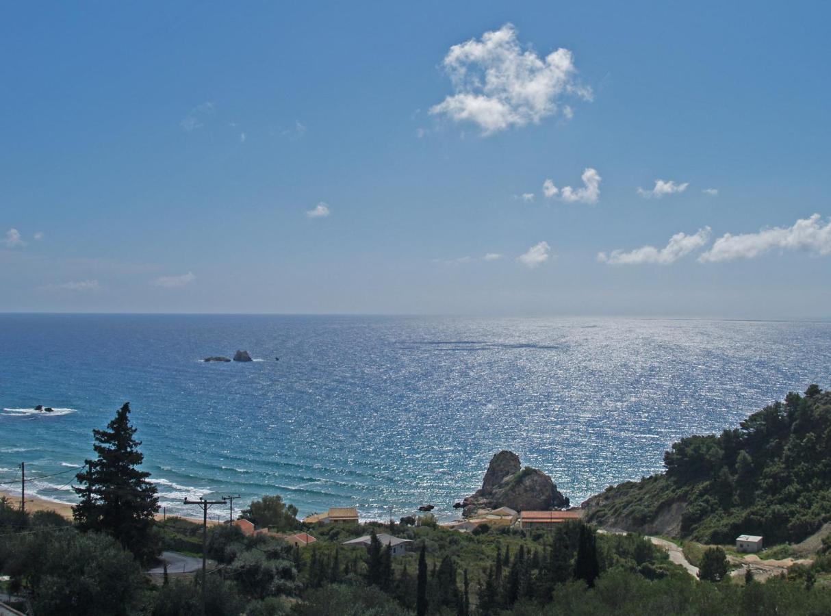 Luxury Loft Apartment With Pool - Pelekas Beach, Corfu Exterior photo